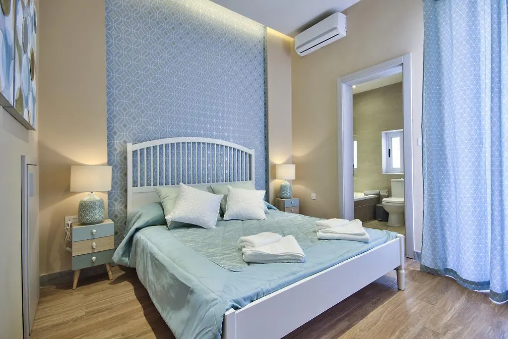 Dom wakacyjny Amazing 4-Bedroom Sliema Town House With Jacuzzi